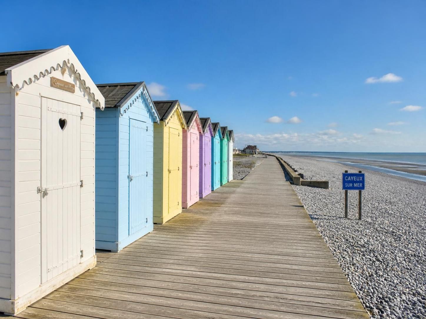 découvrez les meilleures activités à privilégier lors de votre séjour en camping à cayeux-sur-mer, au cœur de la baie de somme. profitez du plein air, des balades en bord de mer, de la faune locale et des loisirs nautiques pour des vacances inoubliables.